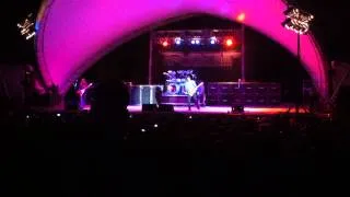 Ratt - Nobody Rides for Free : Vetter Stone Amphitheater : Mankato, MN 8-15-13