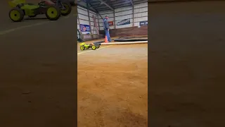 1/8 E-Truggy Racing!