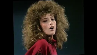 (1985). Flavia Fortunato canta "Come stai" (da HIT PARADE '85).