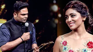 Varisu movie director Vamshi Paidipally calls Shriya Saran his lucky charm at South Movie Awards