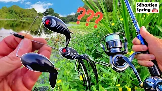 This CRAZY TOPWATER lure catches HUGE FISH in the WEEDS !!!