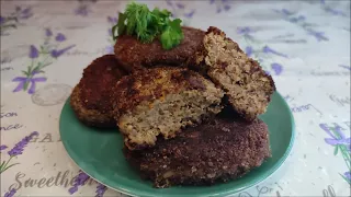 preparing cutlets from chicken liver and buckwheatготовим котлеты из куриной печени и гречки