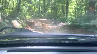 Off Roading at Peters Mill Run, Virginia in a stock Ford Expedition Limited - Part 1