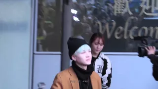 151130 BTS ARRIVALS HK AIRPORT