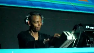 Jeff Mills at Tomorrowland 24/07/2010 - TR-909 LIVE