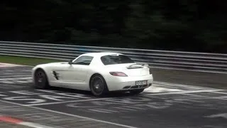 5x Mercedes-Benz SLS AMG on the Nürburgring Nordschleife!