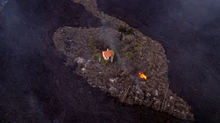 A Single Home Has Been Spared from La Palma’s Scorching Lava