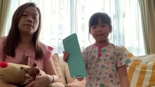 Becky & mommy play draw & guess game (快鏡)