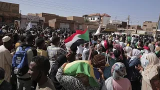 Thousands continue to mobilize against military rule in Sudan