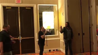 Eric Singer Goofing Off on Ace Frehley - Indy KISS Expo 2018