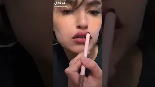 حمرة الشفاه كايلي جينر 😍❤️ تجربت أسو