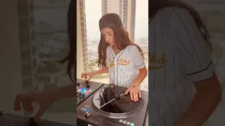 Scratch practice by 10 years old Dj Michelle