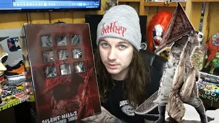 SILENT HILL PYRAMID HEAD FIGURE UNBOXING!