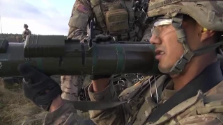 Polish Army & United States Soldiers Swap Anti Tank Weapons