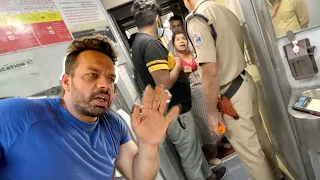 Humari Train mein Chori Ho Gayi