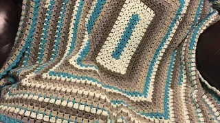 Crochet Modern Granny Rectangle Blanket | BEGINNER | The Crochet Crowd