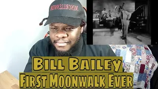 Bill Bailey - The First Moonwalk | Apollo Theatre New York 1955 | REACTION