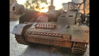 Build, Paint and Weather the 1.35 Academy Sturmgeschutz sdkfz 167 German tank