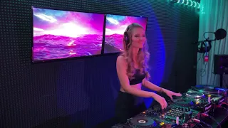 Katusha Svoboda - Melodic House, Melodic techno Live Mix #3