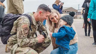 DEPLOYMENT HOMECOMING! AIR FORCE | HE IS HOME!