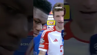 Aurélien Tchouaméni crashes Thomas Muller's interview! 👀😂