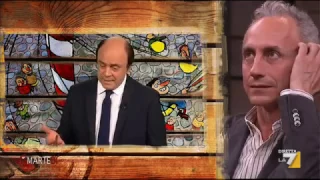 La copertina di Crozza, Crozza-Bersani: Son qui per cantarti 'Matteo, te l'avevo detto'