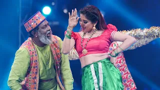 Amma Mazhavillu l 'Muthu Penne Mohaname' - Lal's dance performance l Mazhavil Manorama