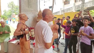 Svarupa Damodara Prabhu Chants Hare Krishna, and Pilgrims Play Shakers and Dance