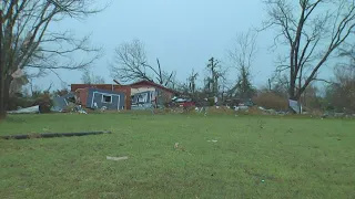 Daylight shows extent of tornado damage in Crockett, Texas