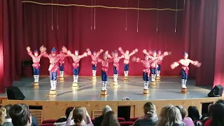 танец "Емелины забавы" от ансамбля Забава