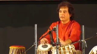 Ustad Zakir Hussain full tabla solo