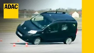 Ausweichtest: Citroën Nemo kippt | ADAC