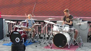 Bon Jovi - It's My Life - Drum Cover - Street drummer - Daniel and  Ilya Varfolomeyev