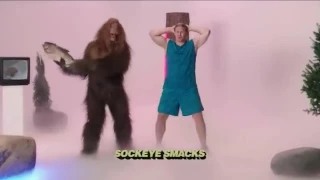 #SasquatchWorkout  Bench   Jack Link s Beef Jerky TV Commercial, Ft Clay Matthews