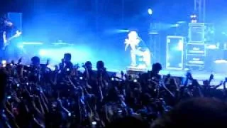 Paramore live in Singapore-misery business.