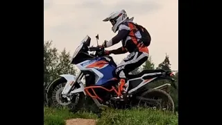 KTM 1290 Super adventure R 2017 vs KTM 1290 Super adventure R 2021