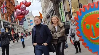 How to look fashionable and stylish. London street fashion.