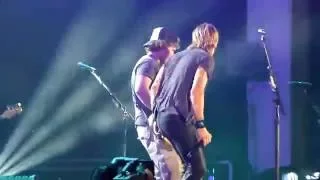 Rob Joyce plays Good Thing with Keith Urban in Gilford NH 7/2/16