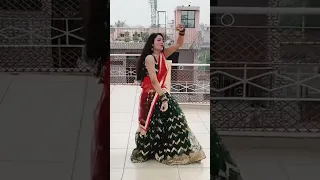 Mere Dhol Sajna...#viralreels #neelumauryaofficial #trendingshorts #dancevideo