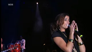 Nelly Furtado - Live At Rock Am Ring 2006 - 09 - Turn Off The Light (HQ).mp4