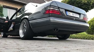 Mercedes W124 320CE // EXHAUST sound / cold start / Car Porn