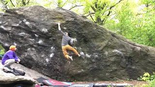 Central Park Bouldering - Worthless Boulder - Privilege V10