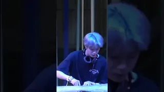 Dj H.one HYUNGWON🤩 Coba deh dengerinnya pake earphone🎧 enakk bangett woyy😳