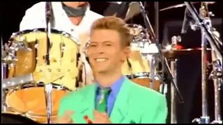 Annie Lennox & David Bowie & Queen / Under Pressure / 1992 - Live