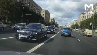 «Maybach» Жириновского нарушил ПДД в Москве