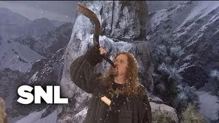 Blowing the Horn for Zog - SNL