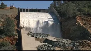 Raw Video: Water Flows Again Down Damaged Oroville Dam Spillway