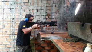 CRW tried 5.56mm XM16E1 +M203 in Full auto Cambodia