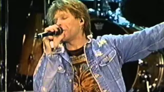 Bon Jovi - Lay Your Hands on Me (Melbourne 2001)
