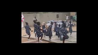 majorette des élèves de l'école Armand Ndiaye de Popenguine...belle prestation